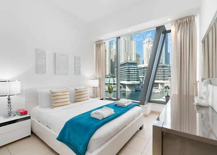 Vacay Lettings - Silverene - Next To Marina Mall With Amazing Marina View