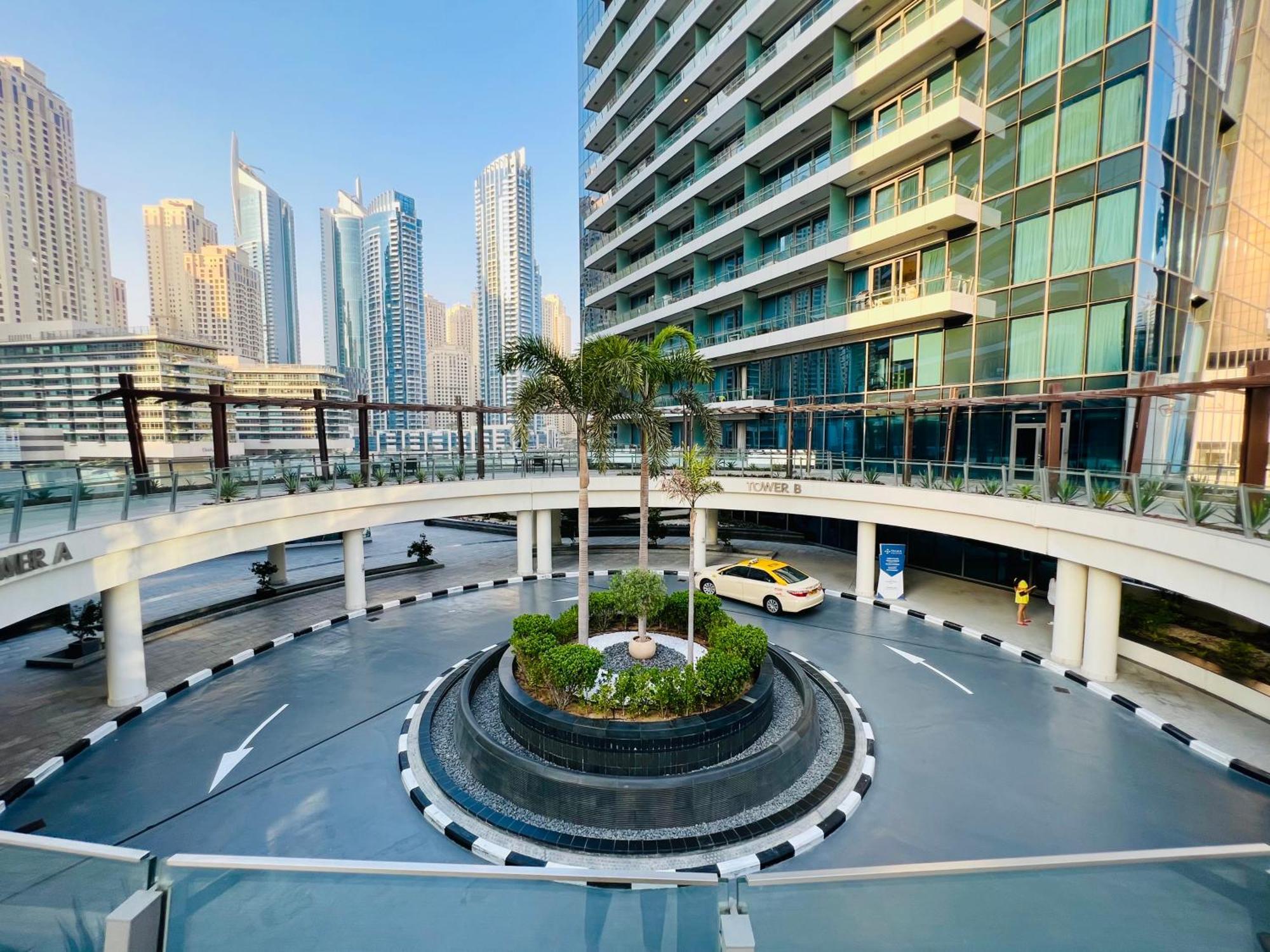 Vacay Lettings - Silverene - Next To Marina Mall With Amazing Marina View * Dubai