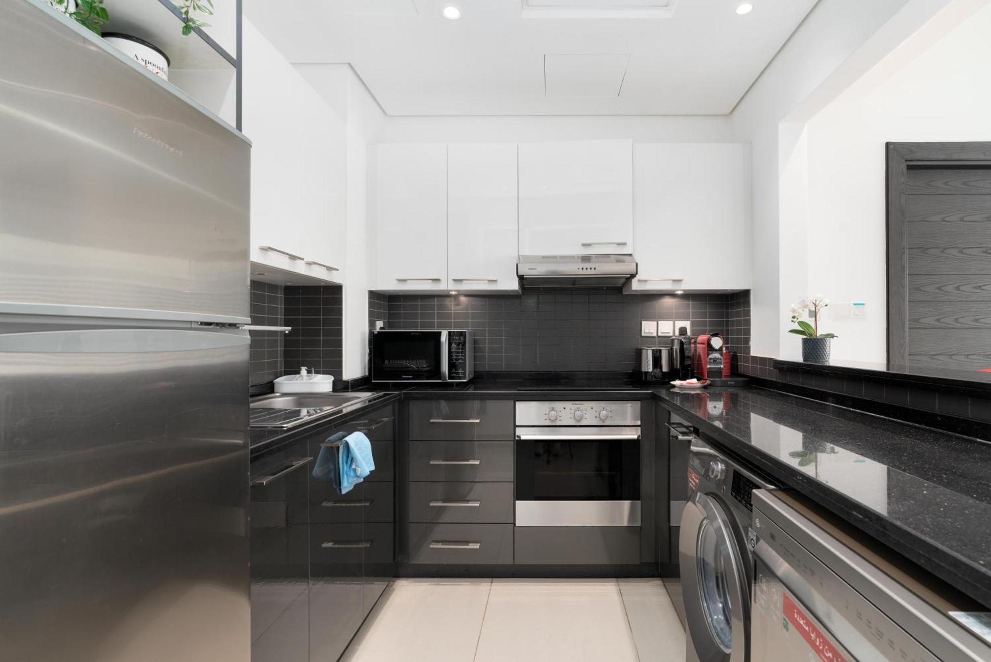 Vacay Lettings - Silverene - Next To Marina Mall With Amazing Marina View * Dubai